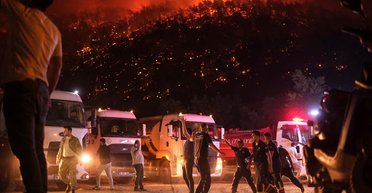 Ад в Турции: бушуют апокалиптические лесные пожары, рекордная жара до 50 °C, есть погибшие