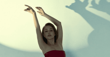 "У вас зуби випадають": Тіна Кароль образилась на критику та нахамила глядачці (відео)