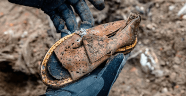 Превратят в мемориал: археологи нашли предметы еврейских повстанцев из Варшавского гетто