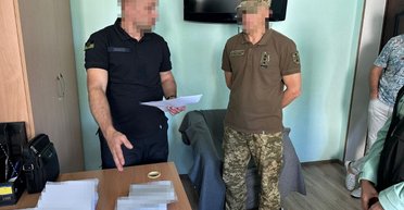 Командир из Николаевской области безосновательно насчитал подчиненным почти 5,5 млн грн, — ГБР