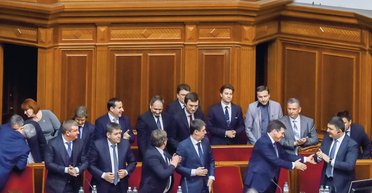 Уже не мальчик. Почему свой первый год премьерства Гройсман прожил как все младенцы