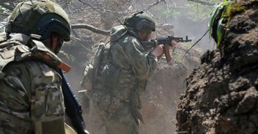 Несут высокие потери: Москва подчинила себе всех наемников на фронте, — разведка Британии