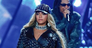 Главный тренд 2026 года: Бейонсе кардинально изменила прическу (фото)