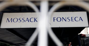 Он не один. Еще пять национальных лидеров, ставших фигурантами офшорного скандала