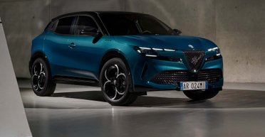 Правительство заставило: новый доступный кроссовер Alfa Romeo сменил название