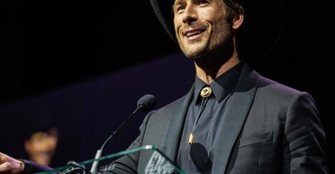 Відомий актор назвав Голлівуд фальшивкою і виїхав із Каліфорнії