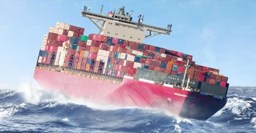 Полювання на "скарби": вантажний корабель загубив у морі мільйони рідкісних деталей Lego (фото)