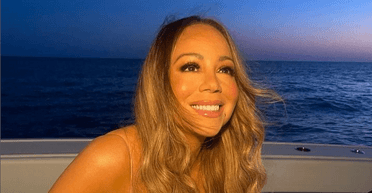 Мерая Кері в прозорій сукні Dior виступила на весіллі мільярдера Умара Камані (відео)