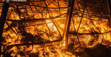 Росія атакувала фабрику  Philip Morris у Харкові: виникла масштабна пожежа (відео)