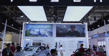 Маск меняет авто на роботакси: инвесторы шокированы, акции падают