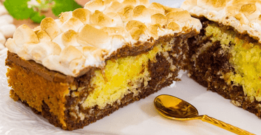 Шоколадно-кокосовий кекс із маршмелоу: простий рецепт оригінальної випічки