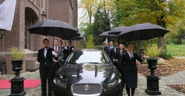 Академия дворецких: карьера прислуги у миллиардеров набирает популярность