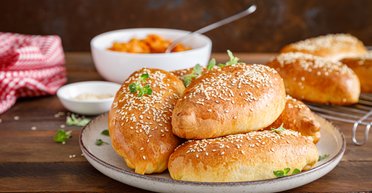 Тісто для пиріжків усього за 20 хвилин: покроковий рецепт (відео)