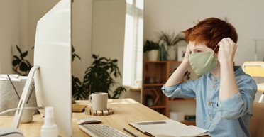 Штам "Дельта" вже в Україні: як підготуватися до нової хвилі та на яку вакцину зробити ставку