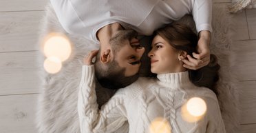 Влюбленность влияет на вес. Психиатр объяснил, почему люди поправляются в отношениях