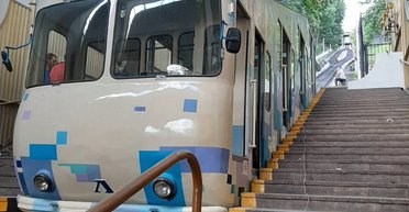 Толкнул, а потом пытался спасти: подробности убийства подростка в Киевском фуникулере