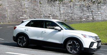 Новый доступный кроссовер Volkswagen заметили на дорогах до премьеры (фото)