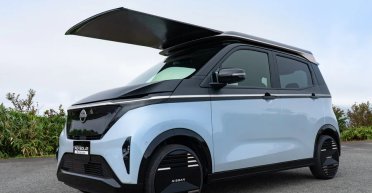 Електрокар Nissan із сонячною панеллю на даху переверне ринок: скільки він проїжджає (фото)