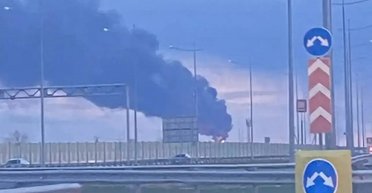 Пожежа в Пермі: після повітряної тривоги здіймається дим біля аеропорту