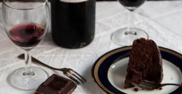 Не пьянит, но очень вкусно: рецепт выпечки с красным вином