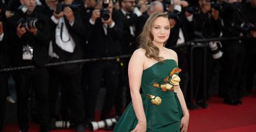 Дочка Кейт Вінслет вперше з'явилася на Каннському кінофестивалі (фото)