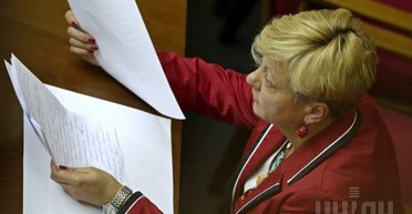 Неуловимый доллар. Как НБУ и Порошенко спасали гривну