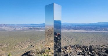 Нашестя "інопланетних" монолітів: у світі знову почали з'являтися незрозумілі об'єкти (фото)