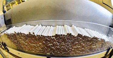 Более 20 подпольных фабрик по производству сигарет разоблачили за 2 года в Украине