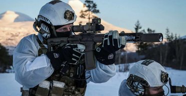 Арктична зброя: британські командос отримають нову штурмову гвинтівку L403A1 (відео)