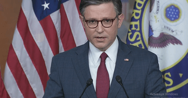 Освистали предложение: в Палате представителей не поддержали отставку спикера Джонсона