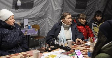 Жизнь в темноте: как жители Чернигова терпят 14-часовые отключения света, — The Guardian (фото)