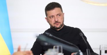 Венгрия и Словакия закупают нефть у РФ: Зеленский указал на недовольство Трампа