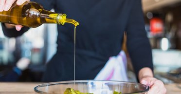 Не потерять пользу: 5 масел, которые нужно употреблять только в сыром виде