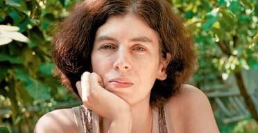 Дом, которого могло не быть. Мариам Петросян — о том, как появился ее роман-монстр