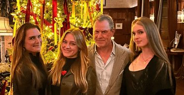 Донька Брук Шилдс "дала друге життя" її весільній сукні (фото)