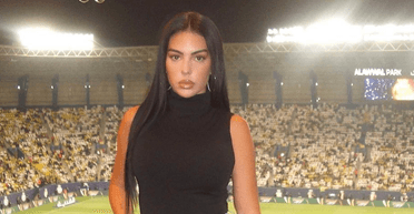 Наречена Кріштіану Роналду в мінішортах відвідала його матч у Ріяді (фото)