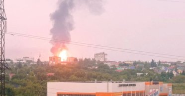 Минимум 8 взрывов: заводы в Пензе попали под массированный удар БПЛА (видео)
