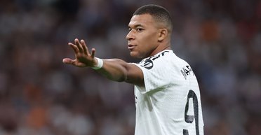 Звездного футболиста Килиана Мбаппе обвинили в изнасиловании