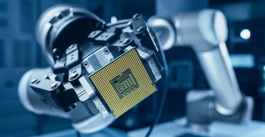 В Китае разработали новые полупроводники и теперь оружие станет "умнее", чем американское