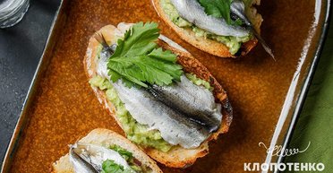 Авокадо та кілька: рецепт незвичних бутербродів від Клопотенка