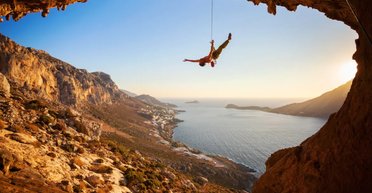 Один университет предложил студентам "высокую" стипендию: что требуют от слушателей (фото)