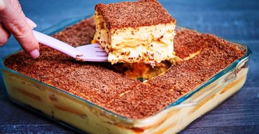 Духовка не понадобится: как приготовить быстрый торт "Мандариновый рай"