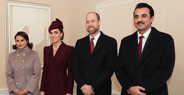 Кейт Міддлтон у прикрасах королеви Єлизавети ІІ зустріла еміра Катару (фото)