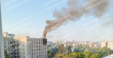 Зруйнували багатоповерхівки та дитячий садок: ЗС РФ атакували Харків "шахедами" (відео)