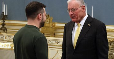 Визит на фоне скандалов: удастся ли Келлогу изменить позицию Трампа после встречи с Зеленским