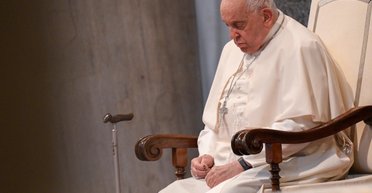 Состояние Папы Франциска критическое: понтифику провели переливание крови