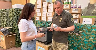 Валерий Дубиль, Вита Присяжнюк и БФ молодежной инициативы "Надежда" поддержали пограничников в зоне боевых действий