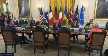 Ни справедливости, ни наказания: почему встреча Зеленского и Трампа в Вашингтоне ничего не меняет