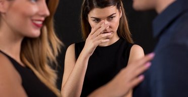 Муж изменял молодой жене с ее мамой: обе оказались беременными от него