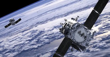 Сонячні електростанції в космосі можуть вивести з ладу супутники: що з'ясували вчені